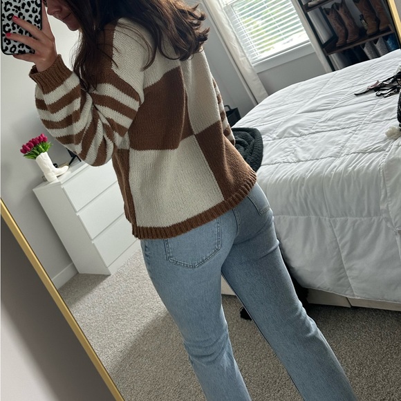 Boutique Crewneck Sweater - Picture 5 of 8